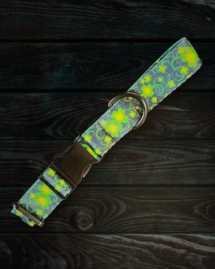 Wispy Shamrock dog leash handmade by Hippie Hound Hut
